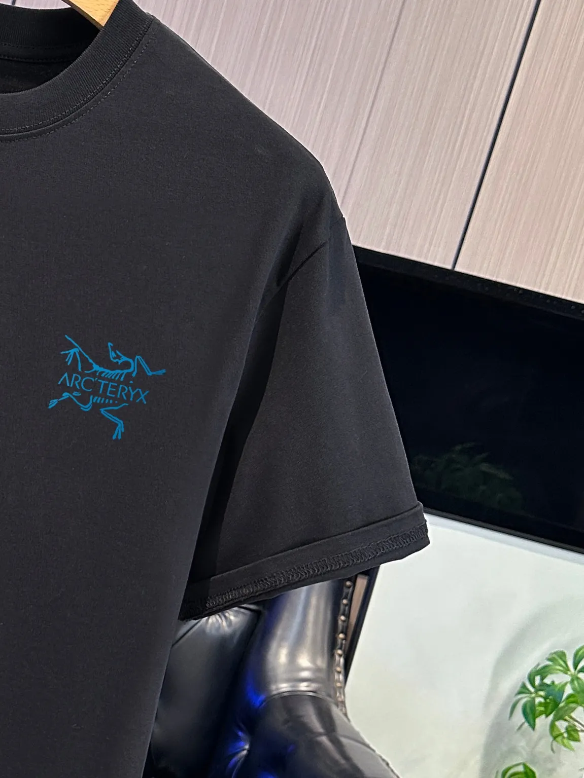 ARC`TERYX 2026 Classic T ， Breathable ， ， ！ Same Style ：White Black Gray Size：S M L XL